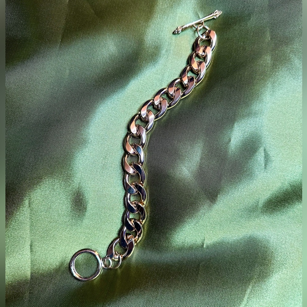 Gold curb link bracelet